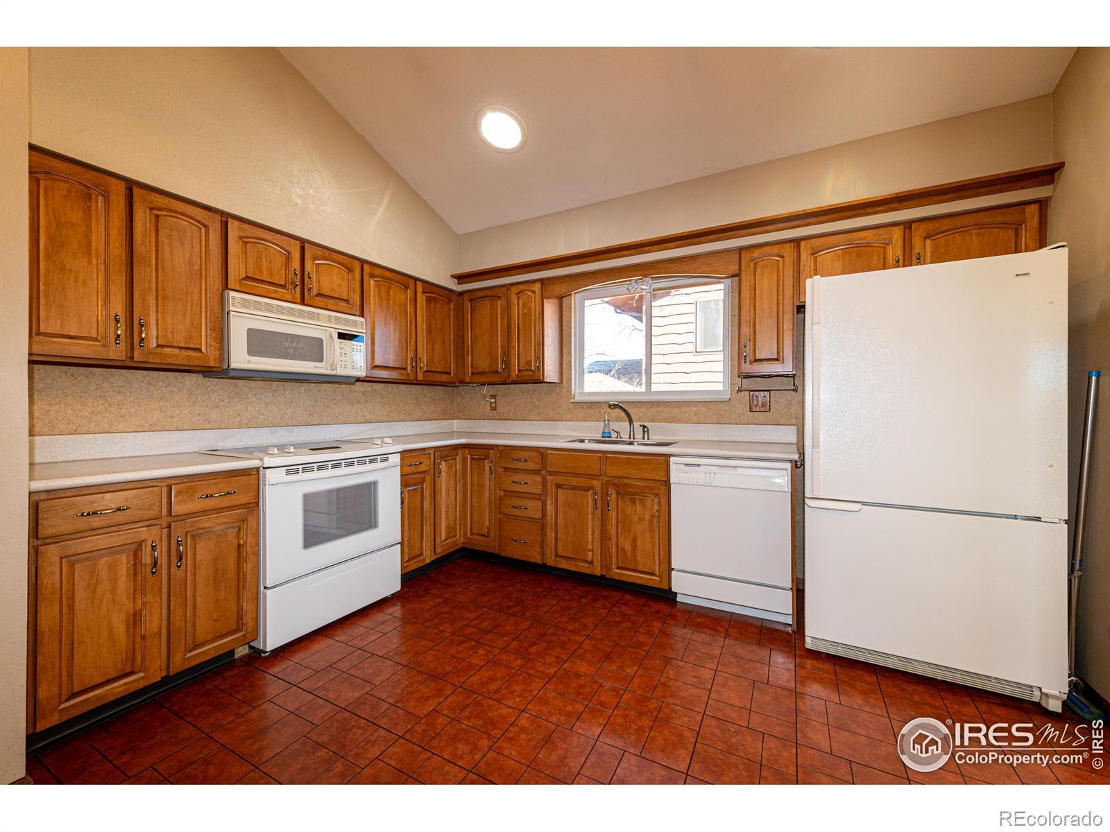 MLS Image #8 for 315  oneida street,boulder, Colorado