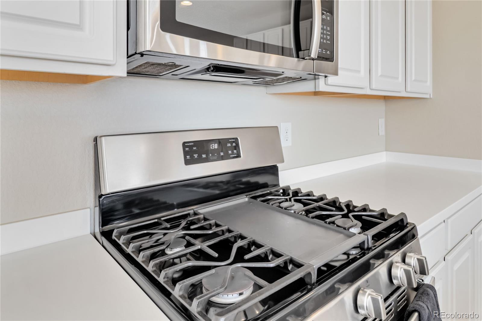 MLS Image #14 for 27798 e 7th place,aurora, Colorado