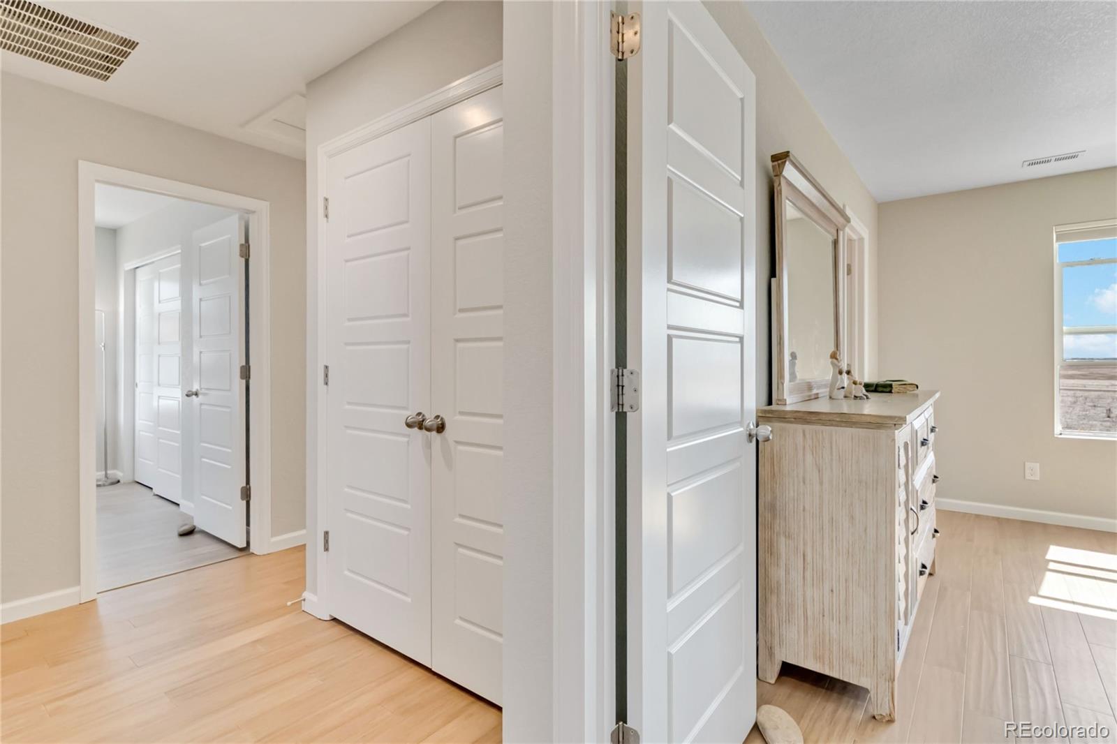 MLS Image #18 for 27798 e 7th place,aurora, Colorado