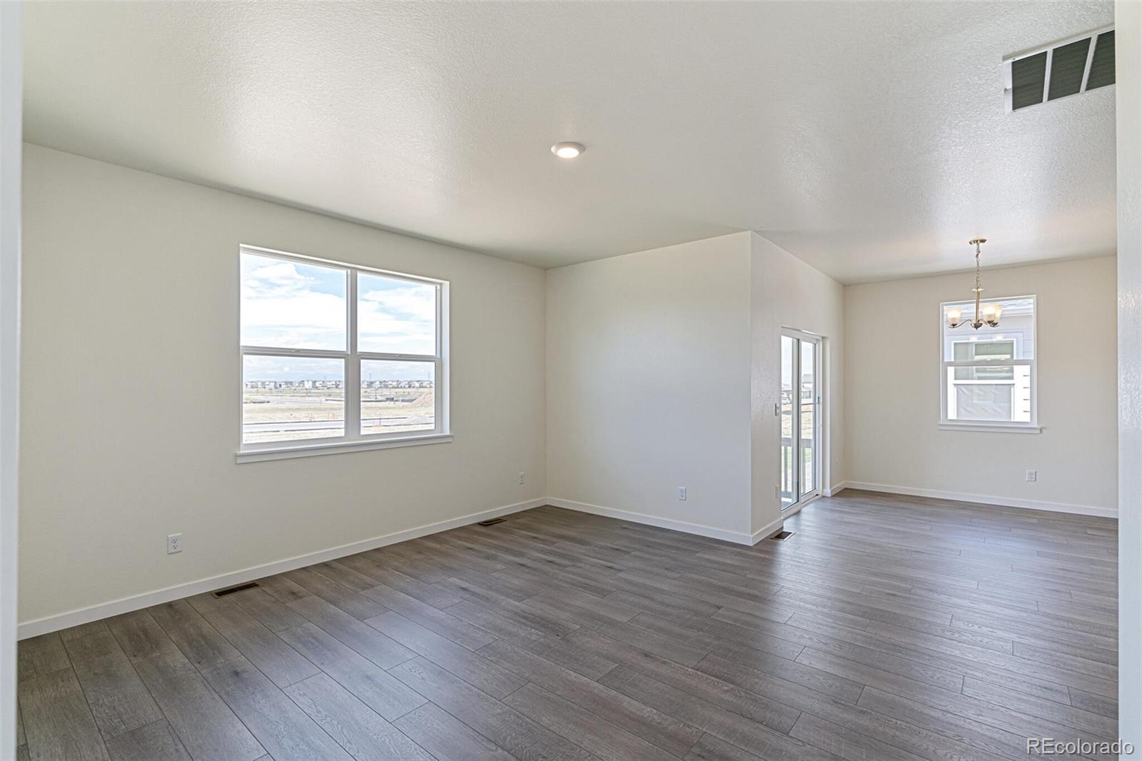 MLS Image #4 for 13457  valentia street,thornton, Colorado