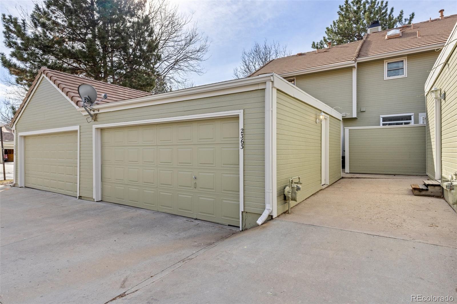 MLS Image #2 for 2363  ranch drive,westminster, Colorado