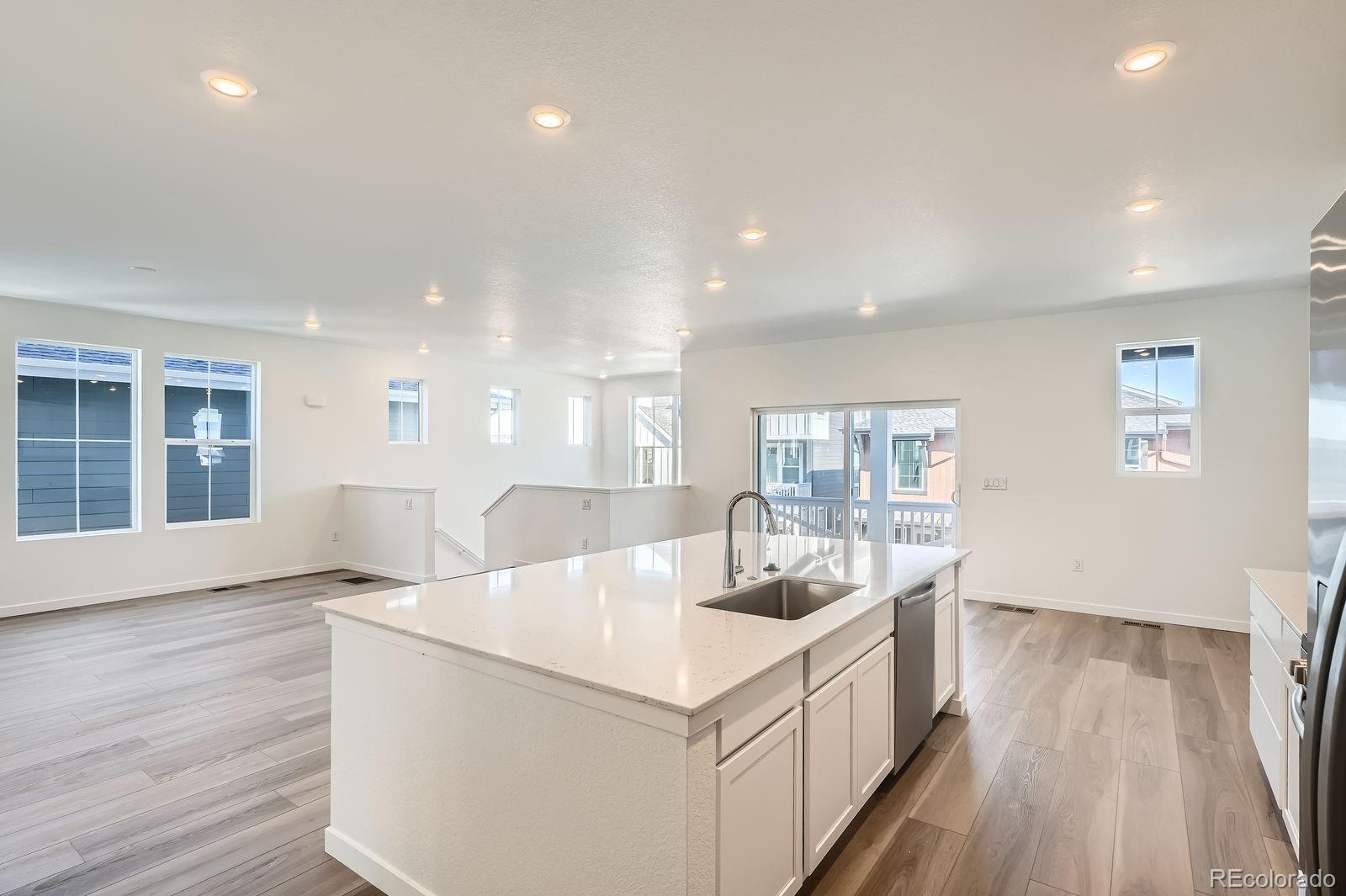 MLS Image #6 for 2088 s haleyville way,aurora, Colorado
