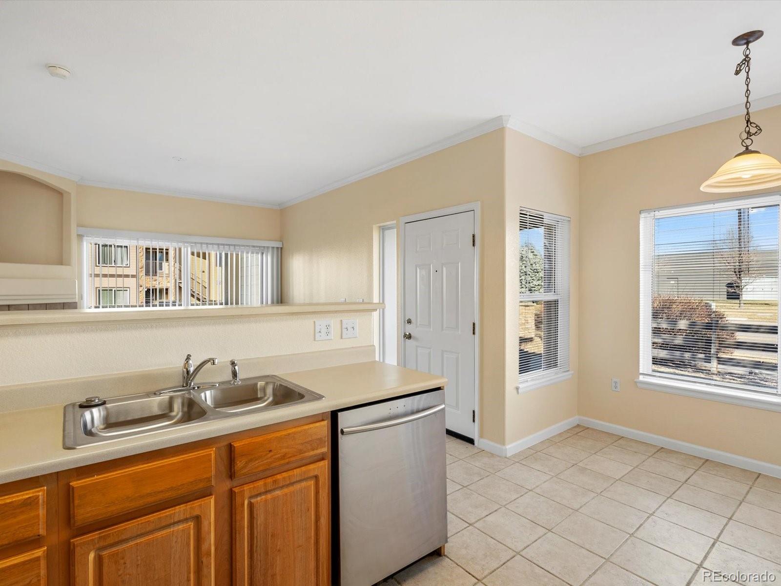 MLS Image #17 for 4747 s balsam way 104,littleton, Colorado