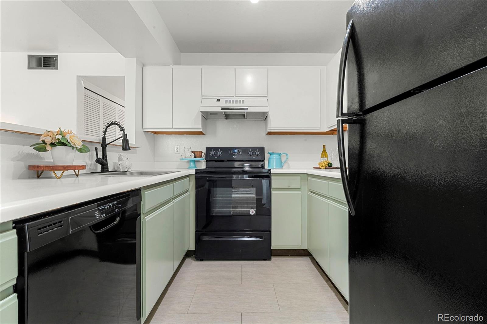 MLS Image #8 for 5745 w atlantic place,lakewood, Colorado