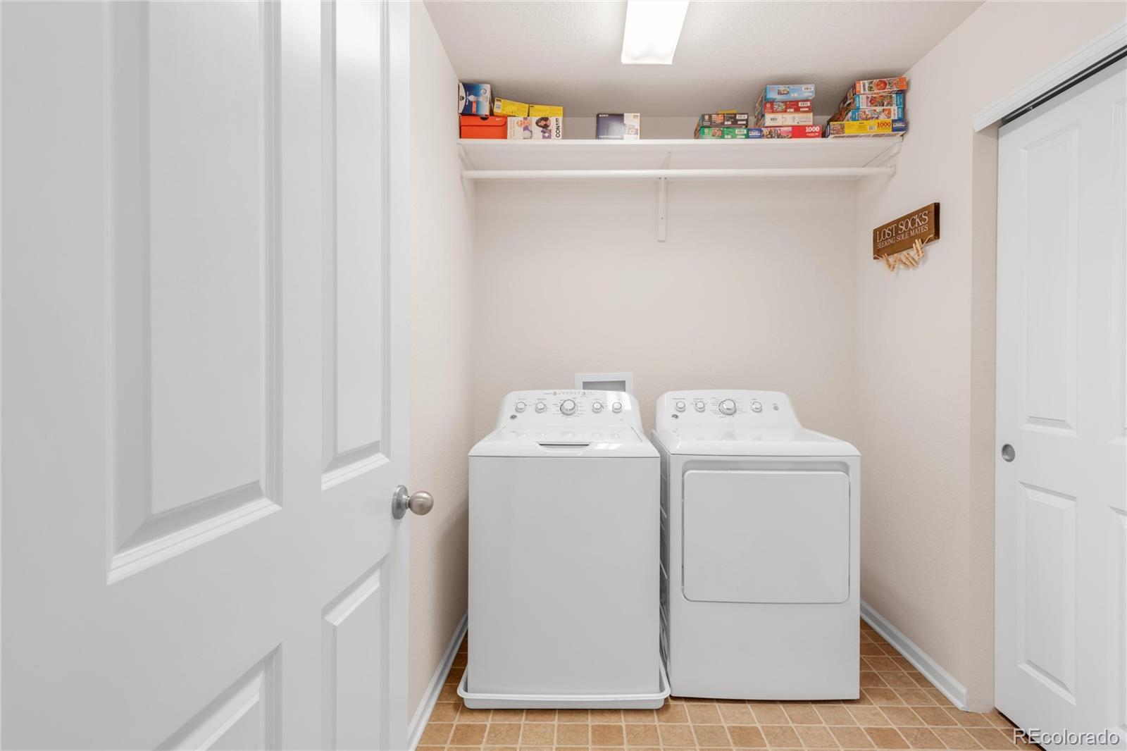 MLS Image #19 for 5032 s valdai way,aurora, Colorado