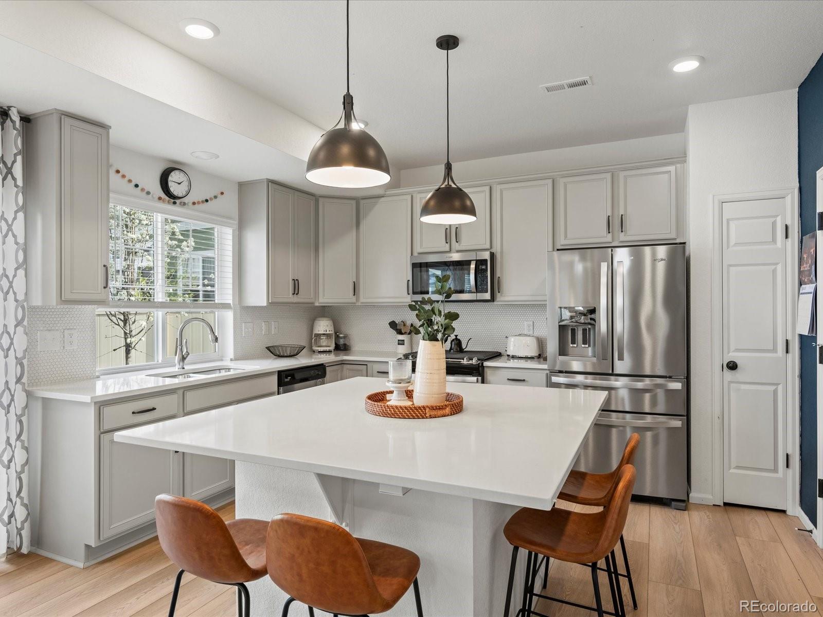 MLS Image #10 for 1039  highview drive,erie, Colorado