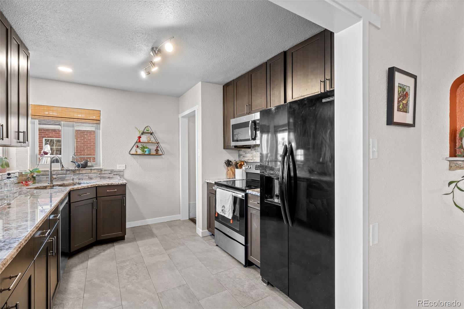 MLS Image #16 for 2855  albion street,denver, Colorado