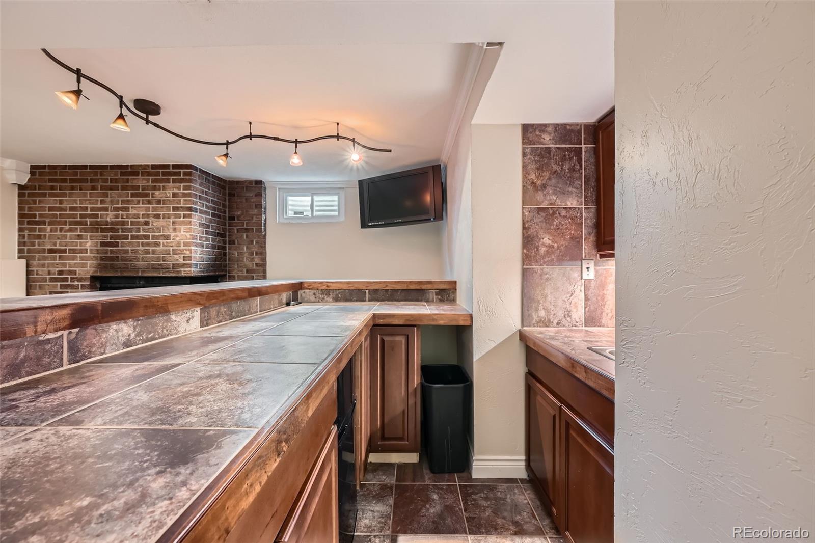 MLS Image #21 for 15835 e oxford avenue,aurora, Colorado