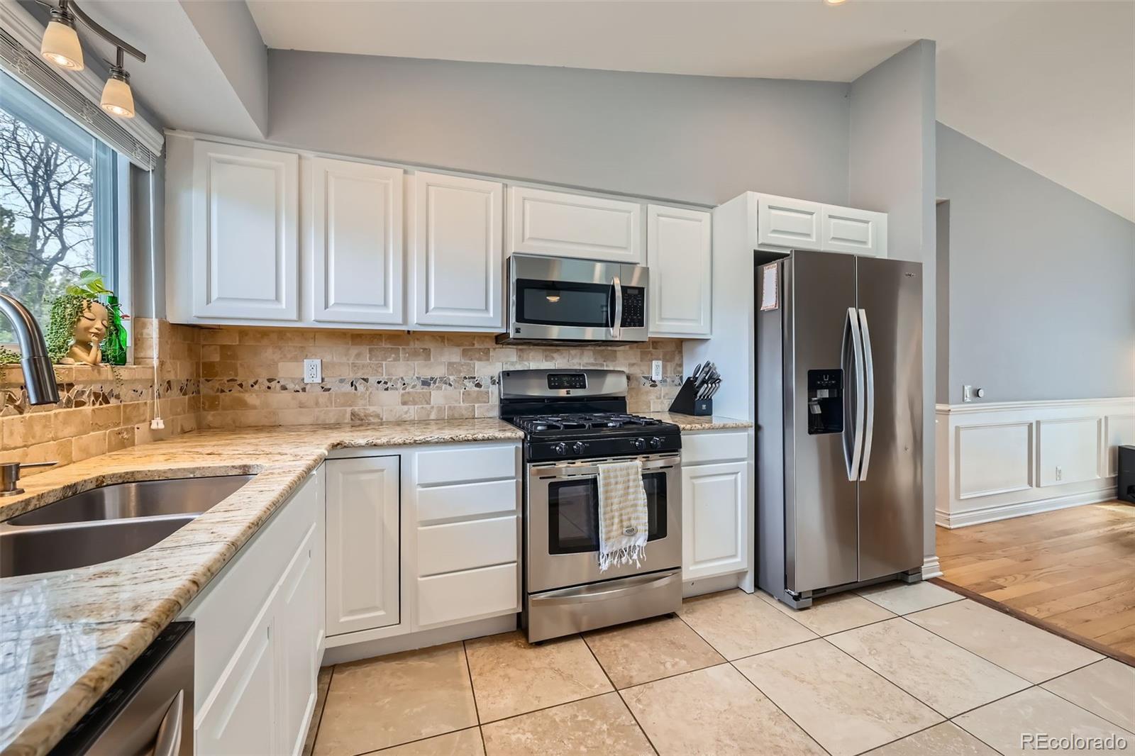 MLS Image #8 for 15835 e oxford avenue,aurora, Colorado