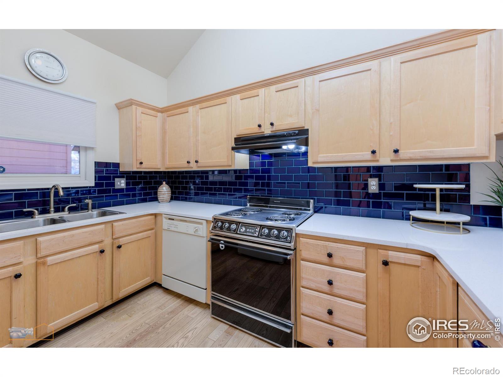 MLS Image #8 for 3104  bell drive,boulder, Colorado