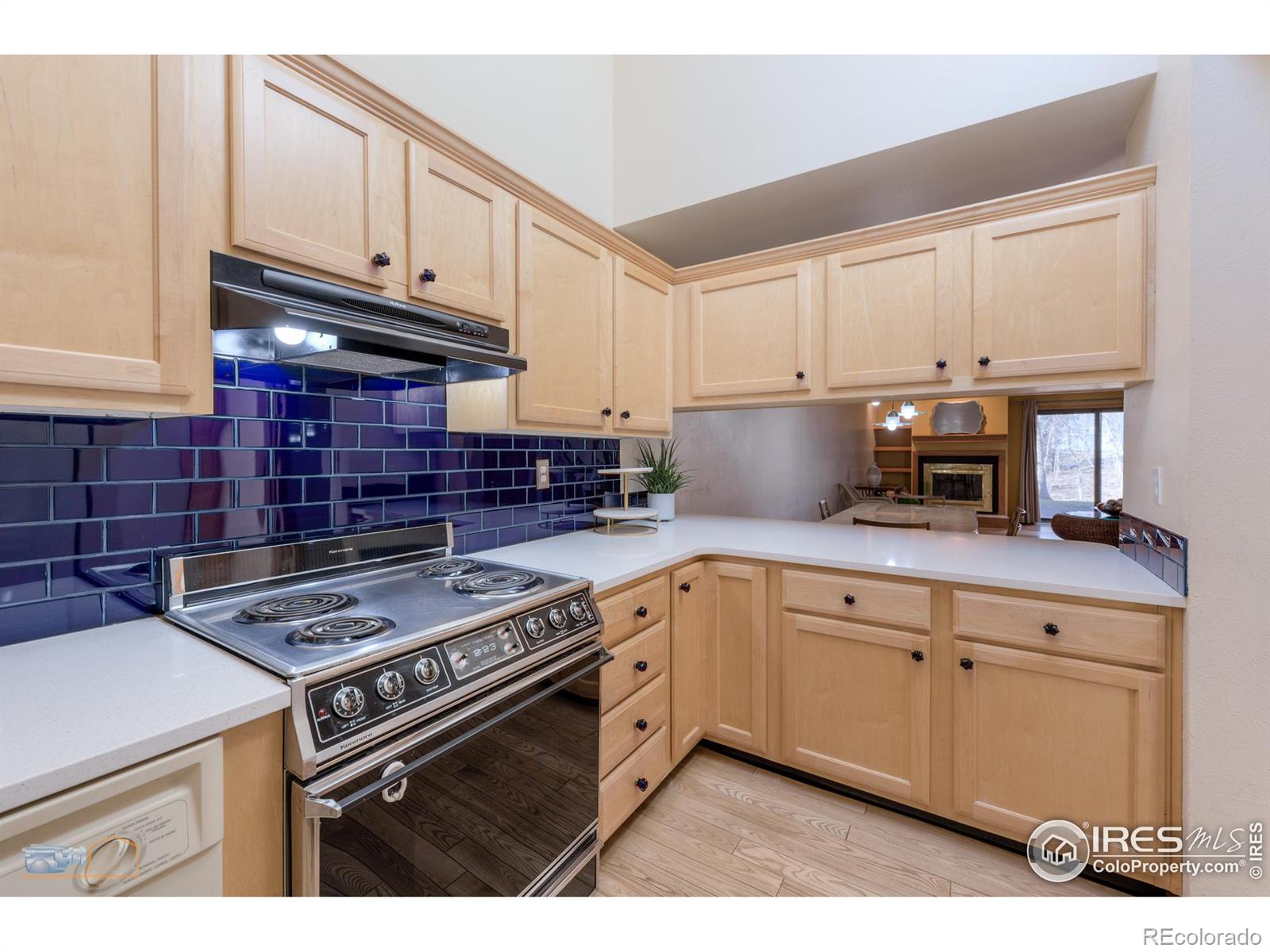 MLS Image #9 for 3104  bell drive,boulder, Colorado