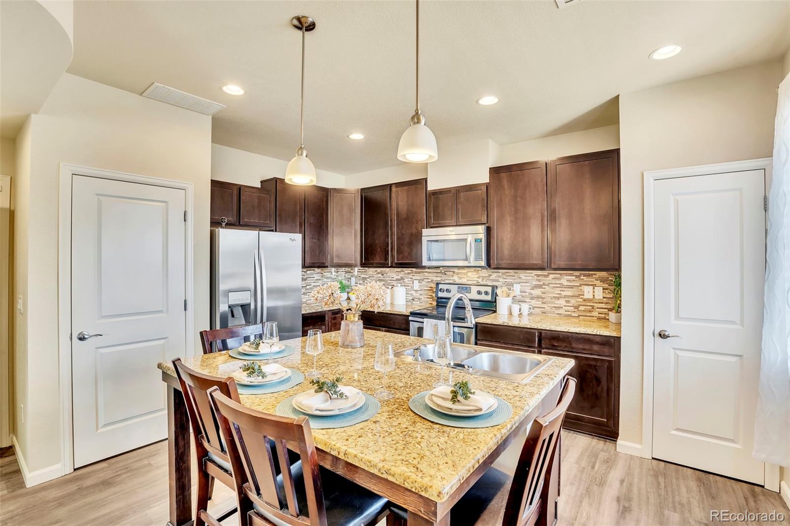 MLS Image #7 for 8065 e 21st avenue,denver, Colorado