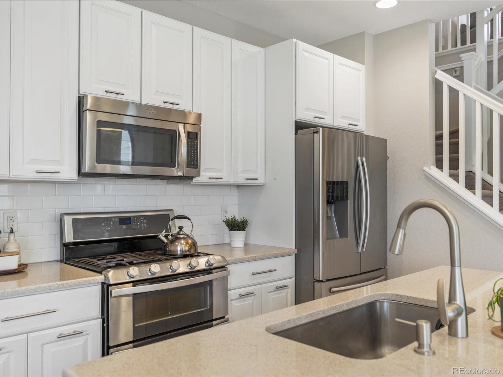 MLS Image #11 for 11049 e 28th place,denver, Colorado