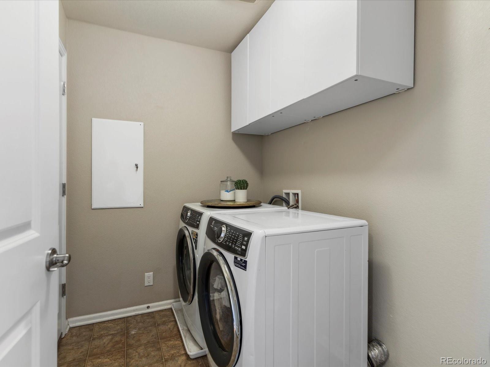 MLS Image #21 for 11049 e 28th place,denver, Colorado