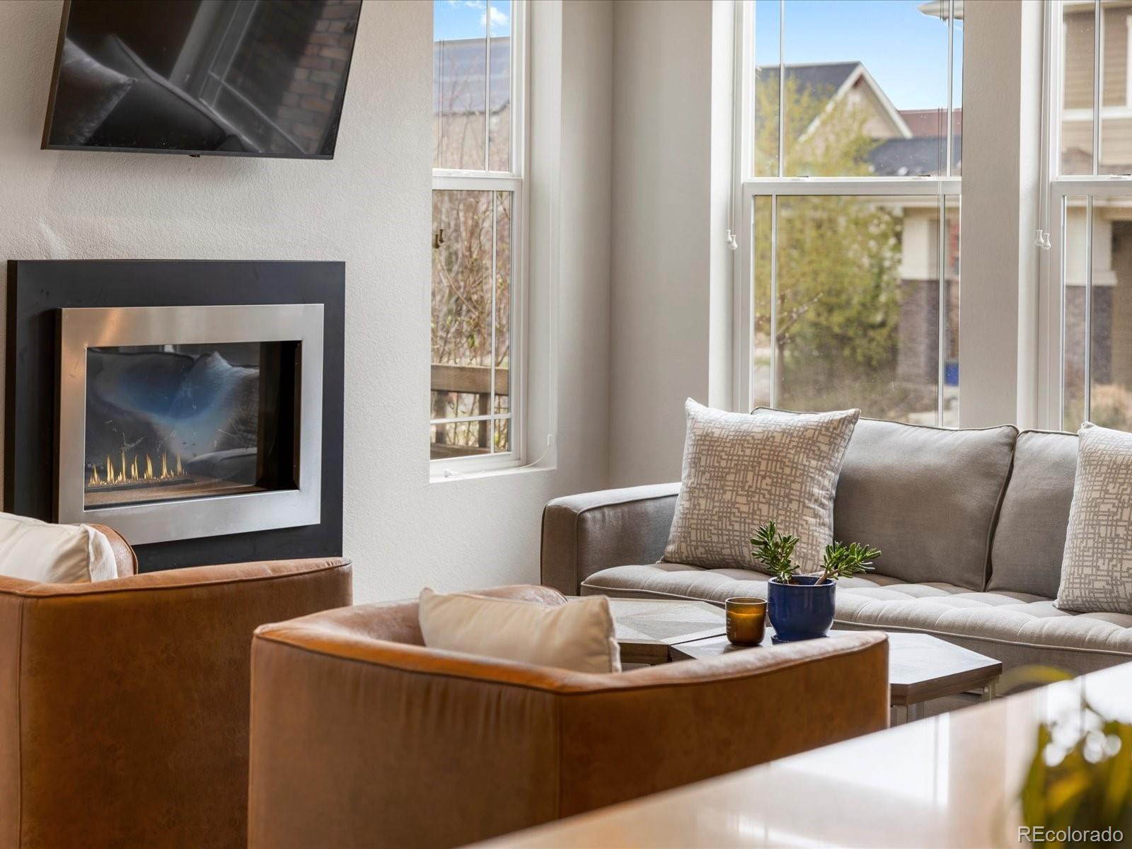 MLS Image #4 for 11049 e 28th place,denver, Colorado