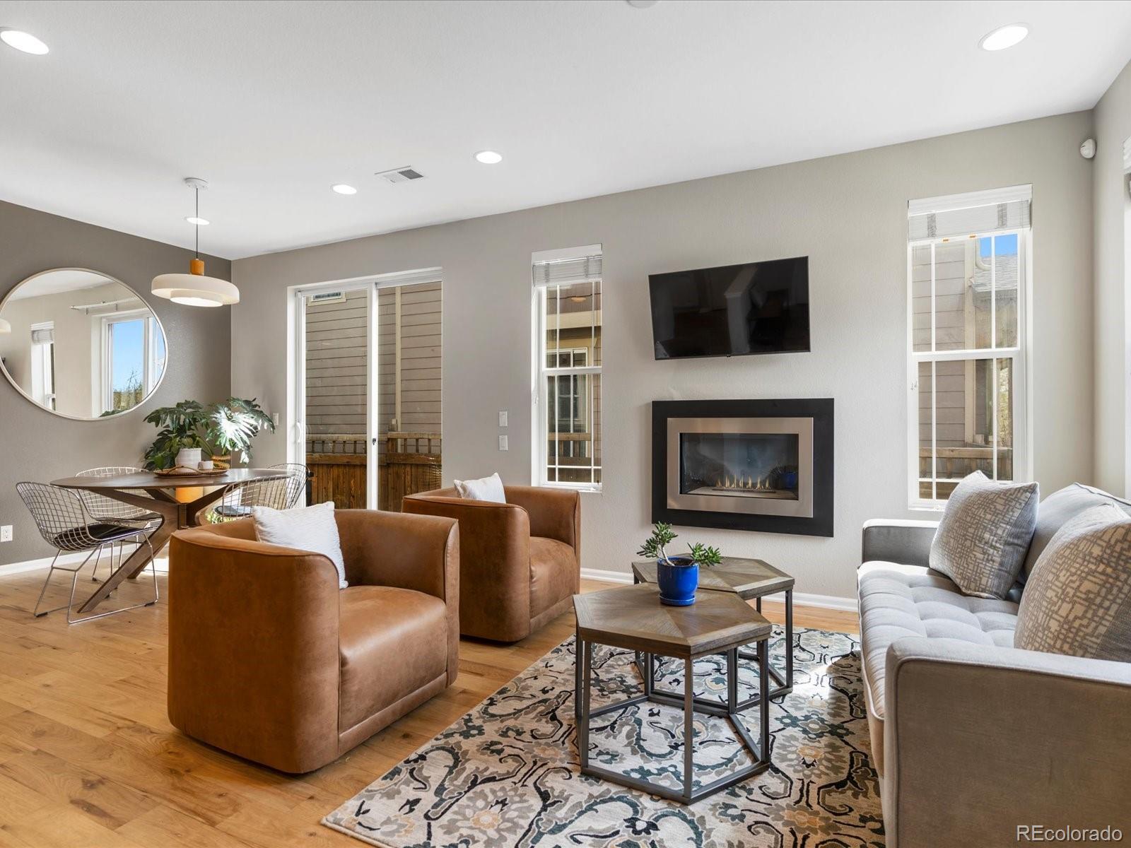 MLS Image #6 for 11049 e 28th place,denver, Colorado