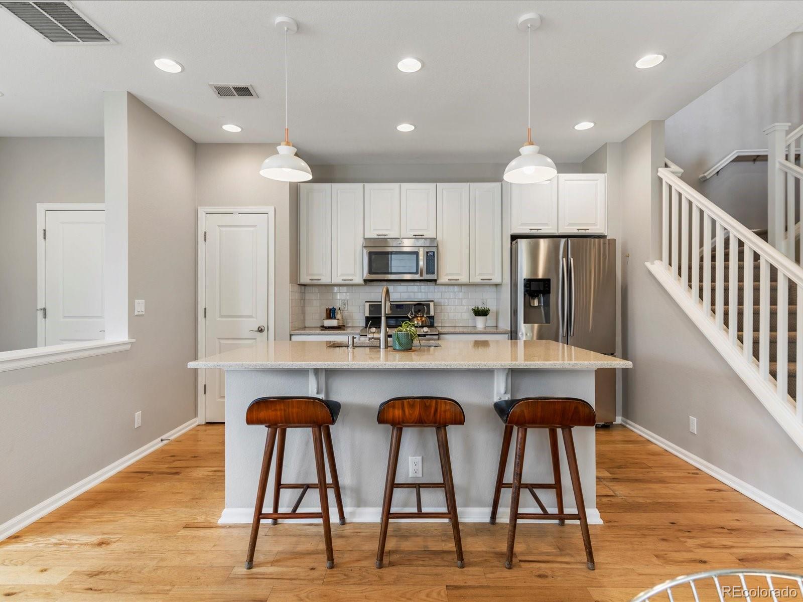 MLS Image #8 for 11049 e 28th place,denver, Colorado