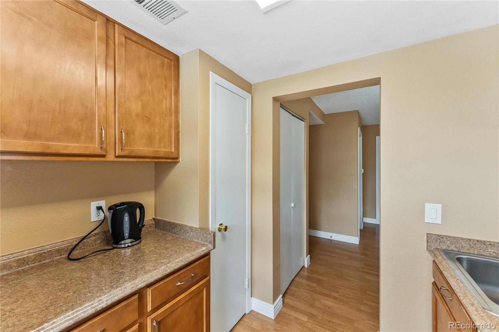 MLS Image #11 for 12502 e cornell avenue 304,aurora, Colorado