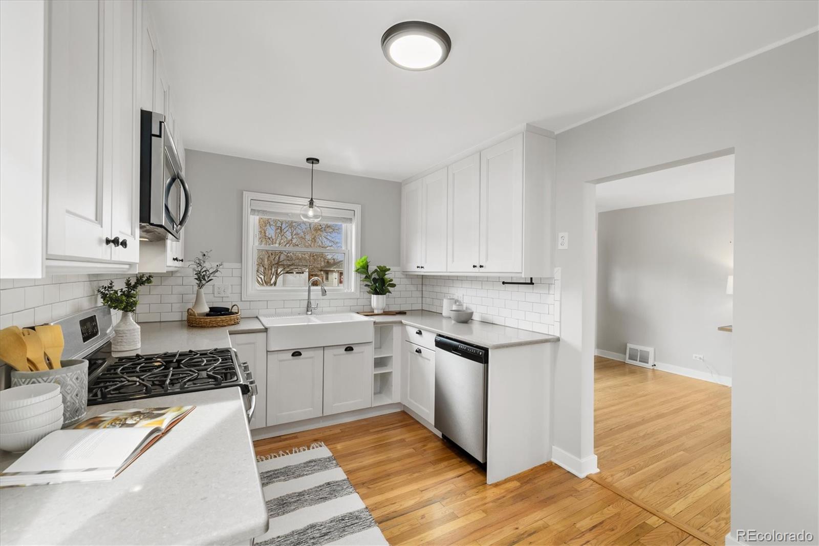 MLS Image #10 for 1876 s adams street,denver, Colorado