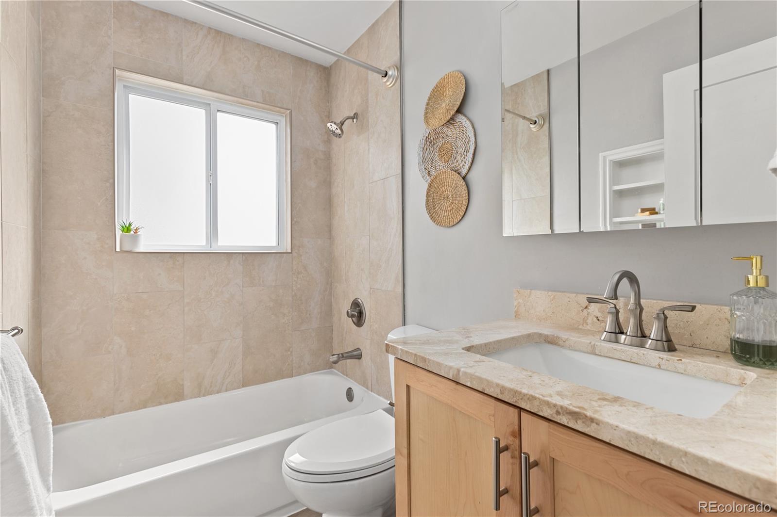 MLS Image #10 for 2950  hudson street,denver, Colorado