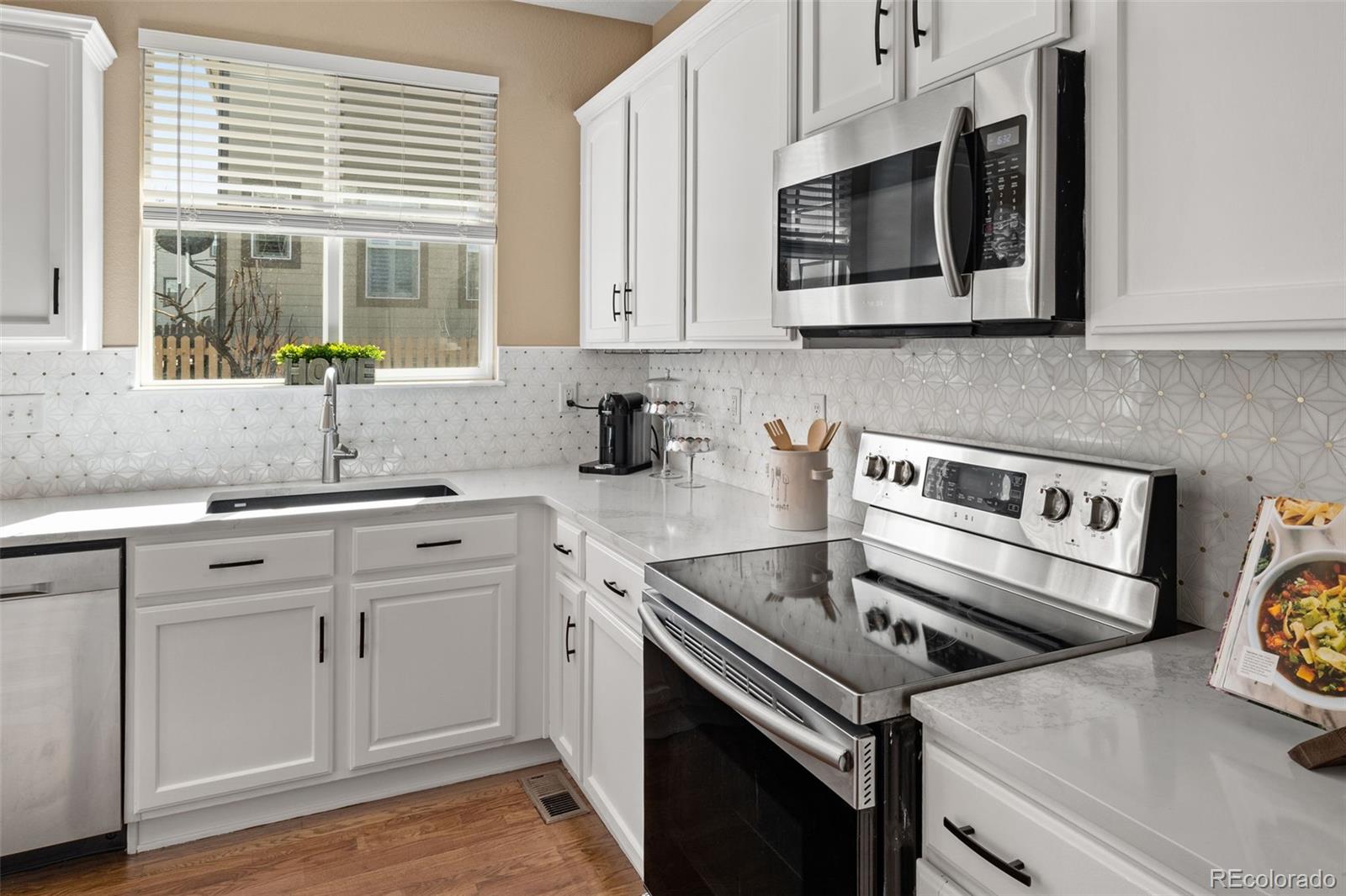 MLS Image #9 for 10570  atwood circle,highlands ranch, Colorado