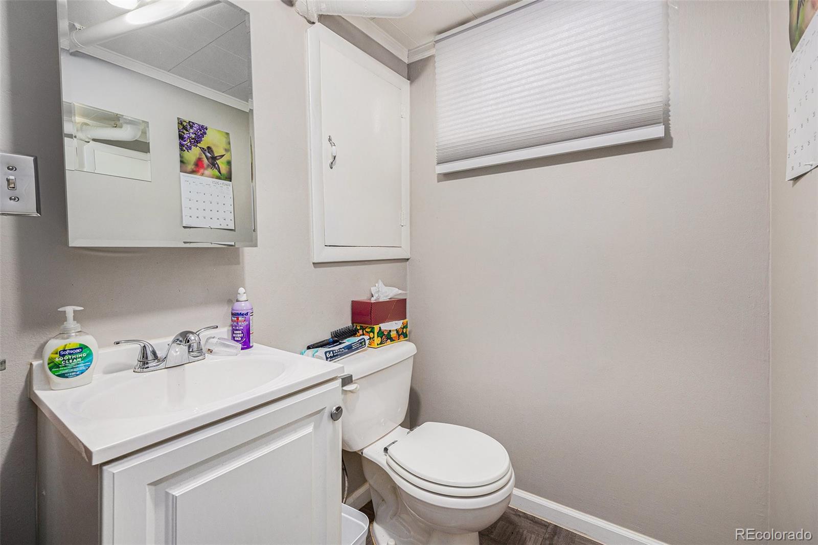 MLS Image #11 for 3722 s green court,englewood, Colorado