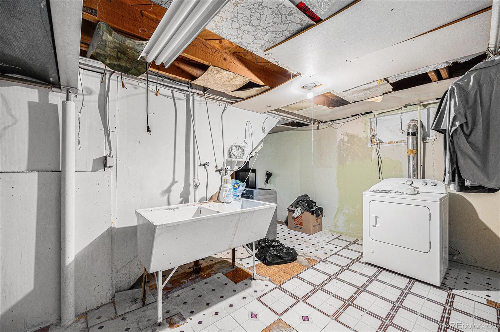 MLS Image #12 for 3722 s green court,englewood, Colorado