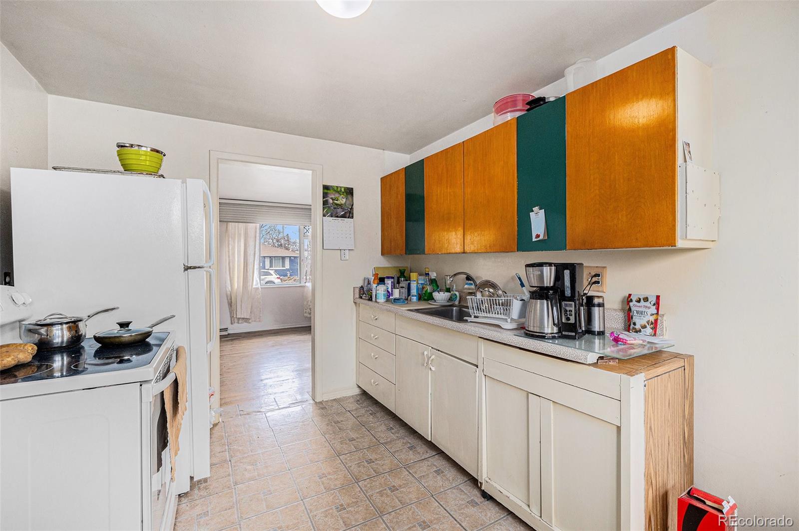MLS Image #3 for 3722 s green court,englewood, Colorado