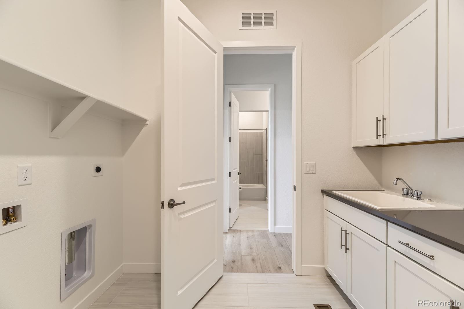 MLS Image #11 for 3953  treadway point,castle rock, Colorado