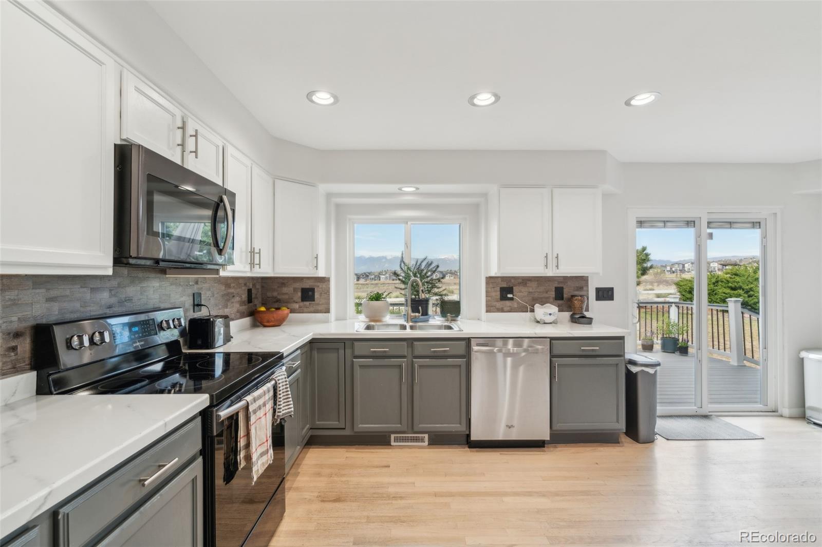 MLS Image #10 for 3510  pony tracks drive,colorado springs, Colorado