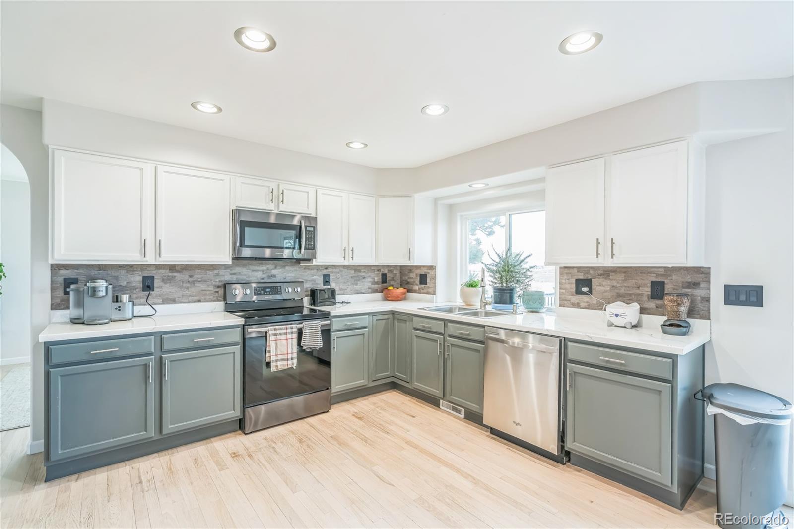 MLS Image #11 for 3510  pony tracks drive,colorado springs, Colorado