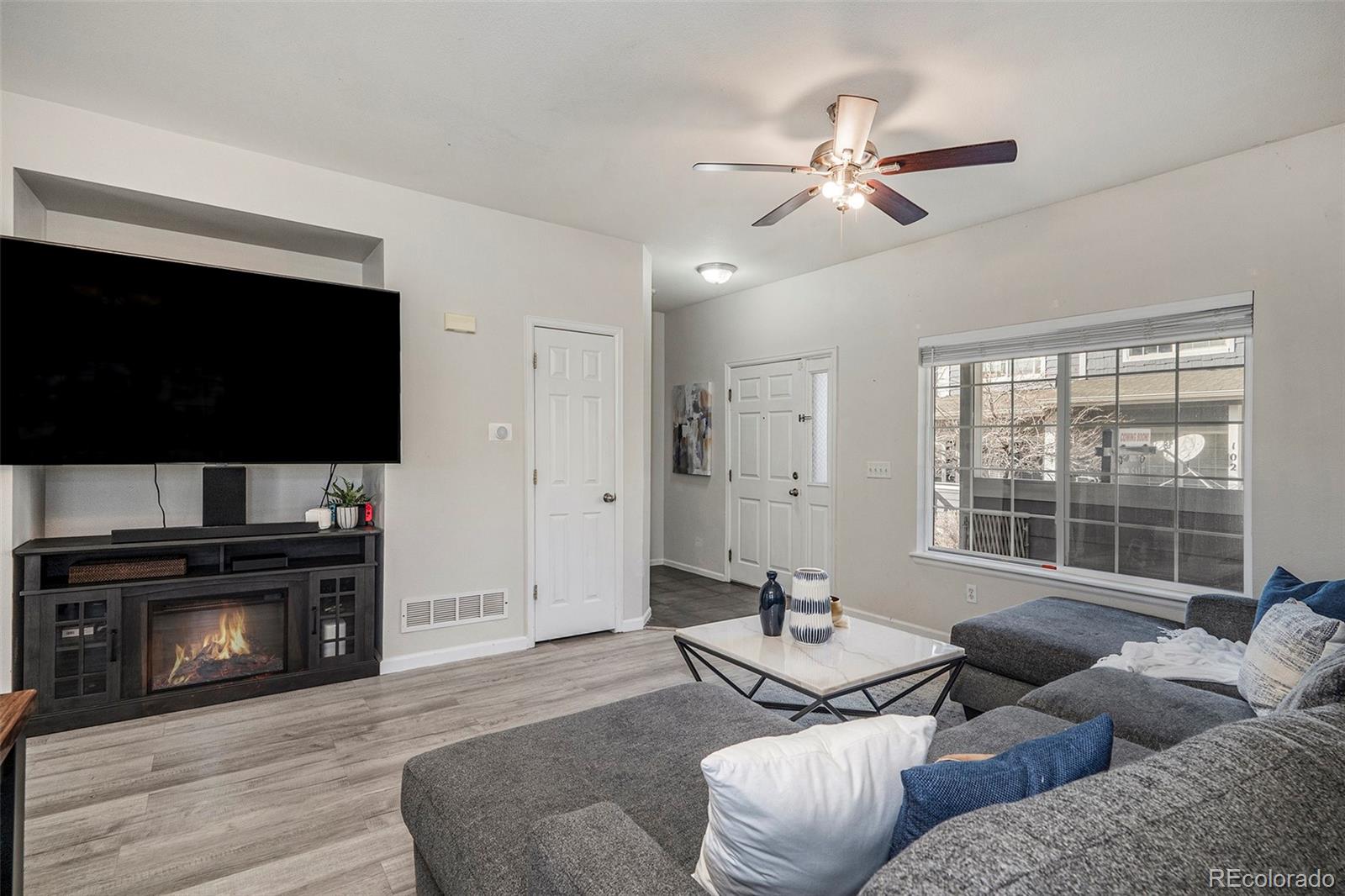 MLS Image #2 for 19247 e gunnison place,aurora, Colorado