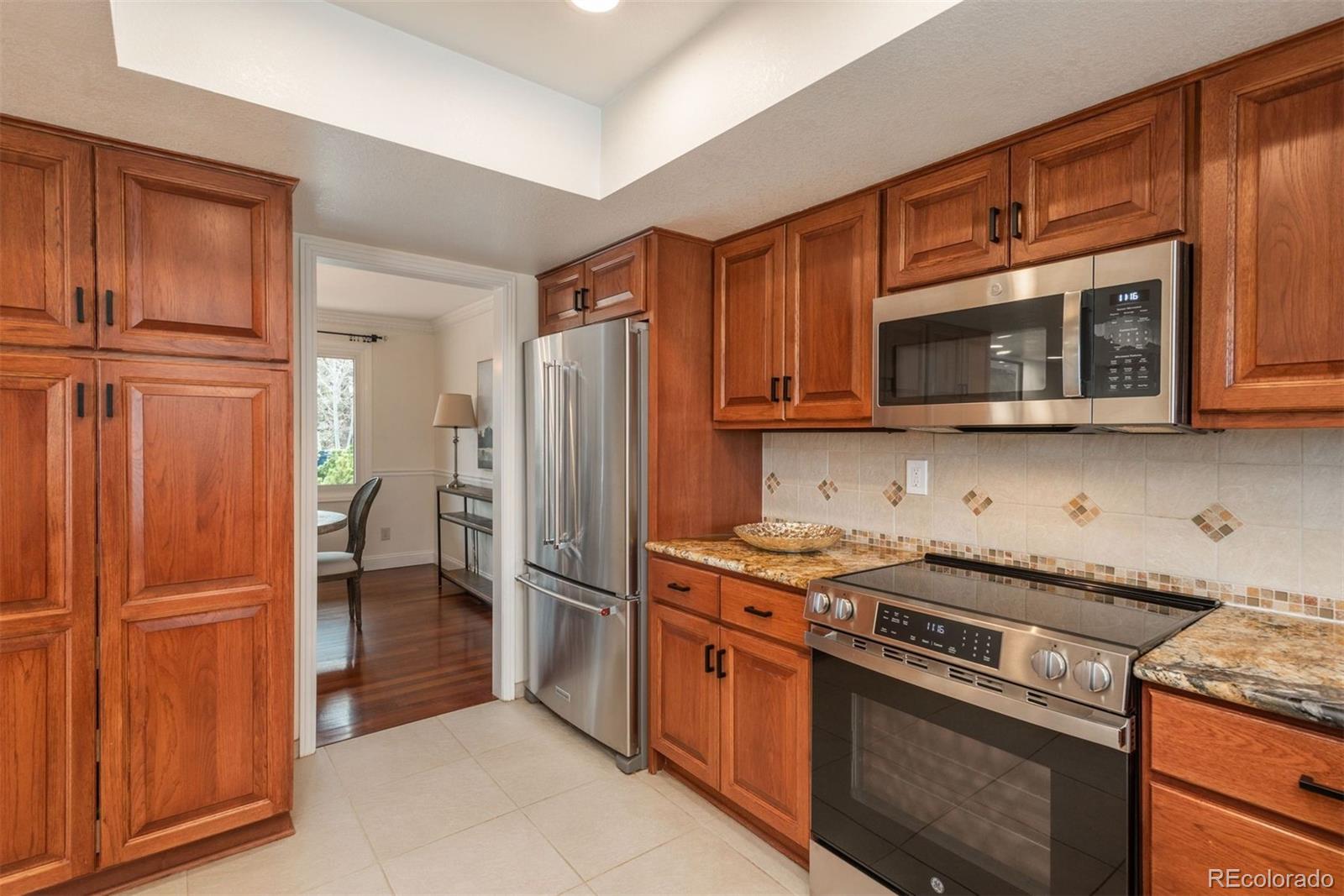 MLS Image #11 for 9502 e lake circle,greenwood village, Colorado