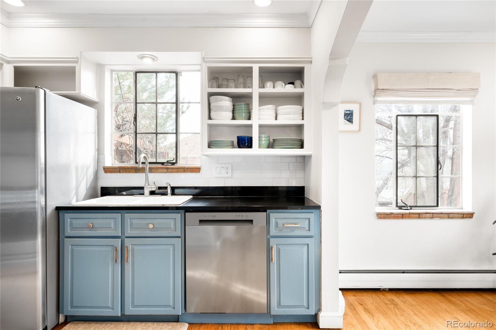 MLS Image #11 for 4938 w hayward place,denver, Colorado