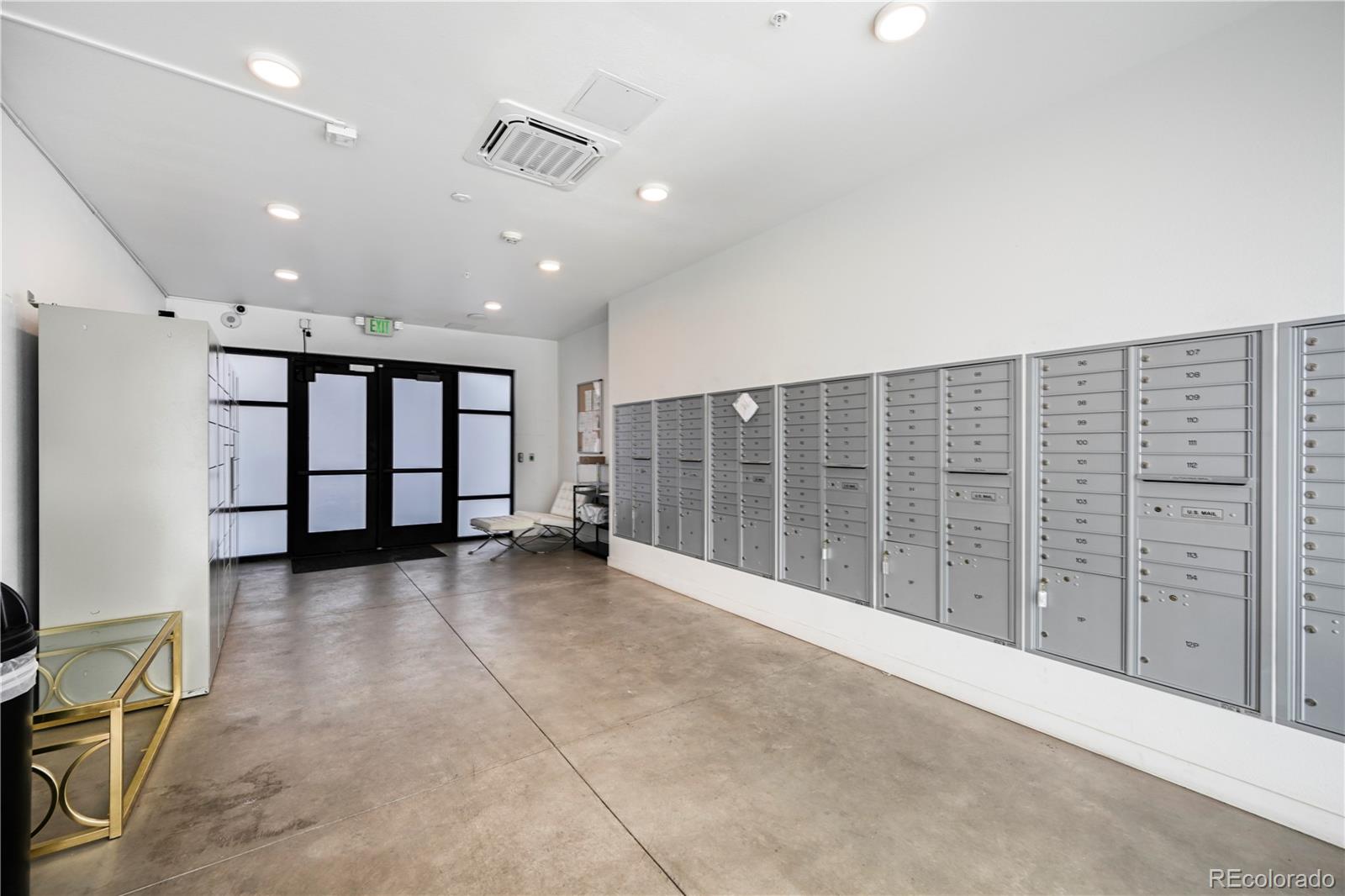MLS Image #15 for 8475 e 36th avenue,denver, Colorado