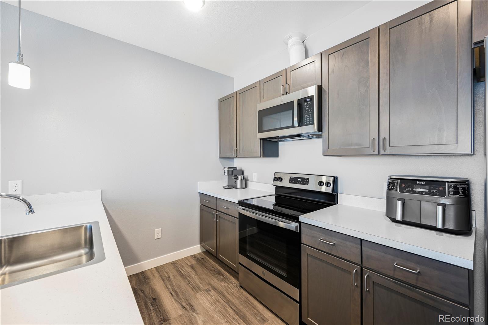 MLS Image #3 for 8475 e 36th avenue,denver, Colorado