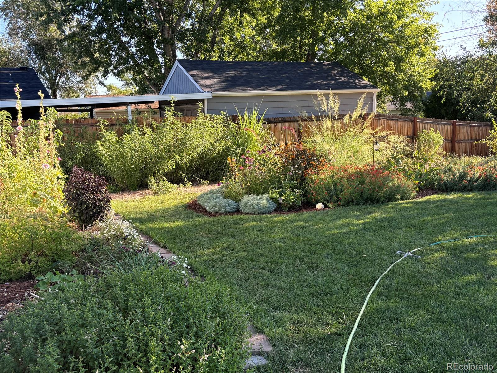 MLS Image #24 for 3340 s elm street,denver, Colorado