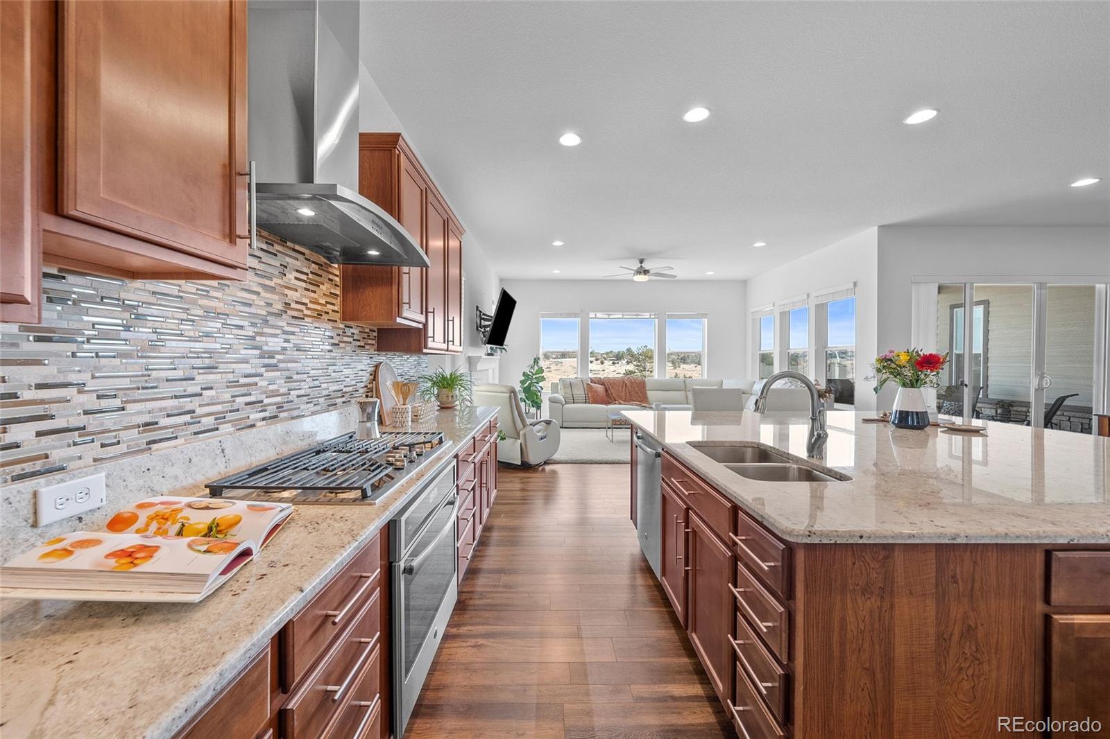 MLS Image #11 for 7814 s grand baker court,aurora, Colorado