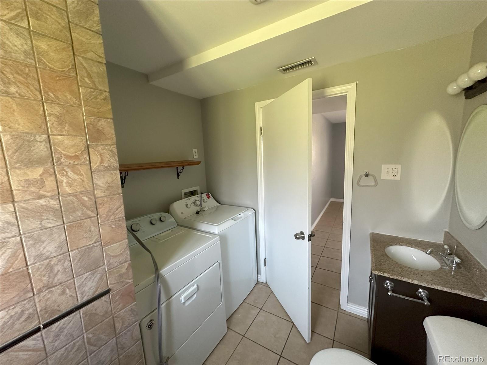 MLS Image #19 for 1592 s memphis street,aurora, Colorado