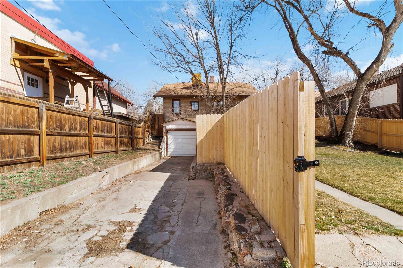 MLS Image #23 for 1415 s vine street,denver, Colorado