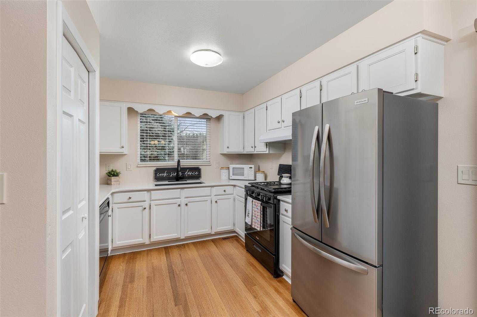 MLS Image #5 for 1424 s sierra drive ,castle rock, Colorado