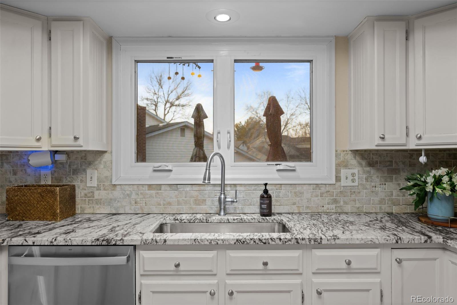 MLS Image #4 for 2090 s gray drive,lakewood, Colorado