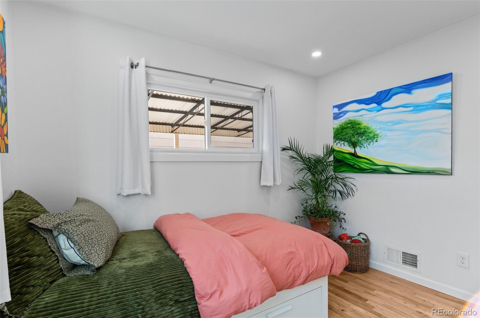 MLS Image #19 for 3256 s glencoe street,denver, Colorado