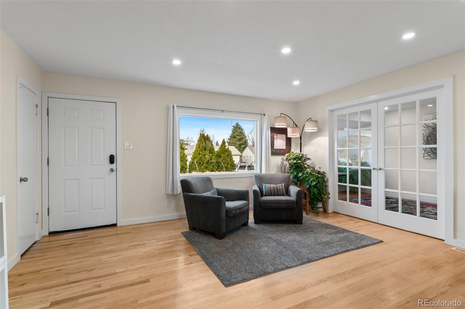 MLS Image #4 for 3256 s glencoe street,denver, Colorado