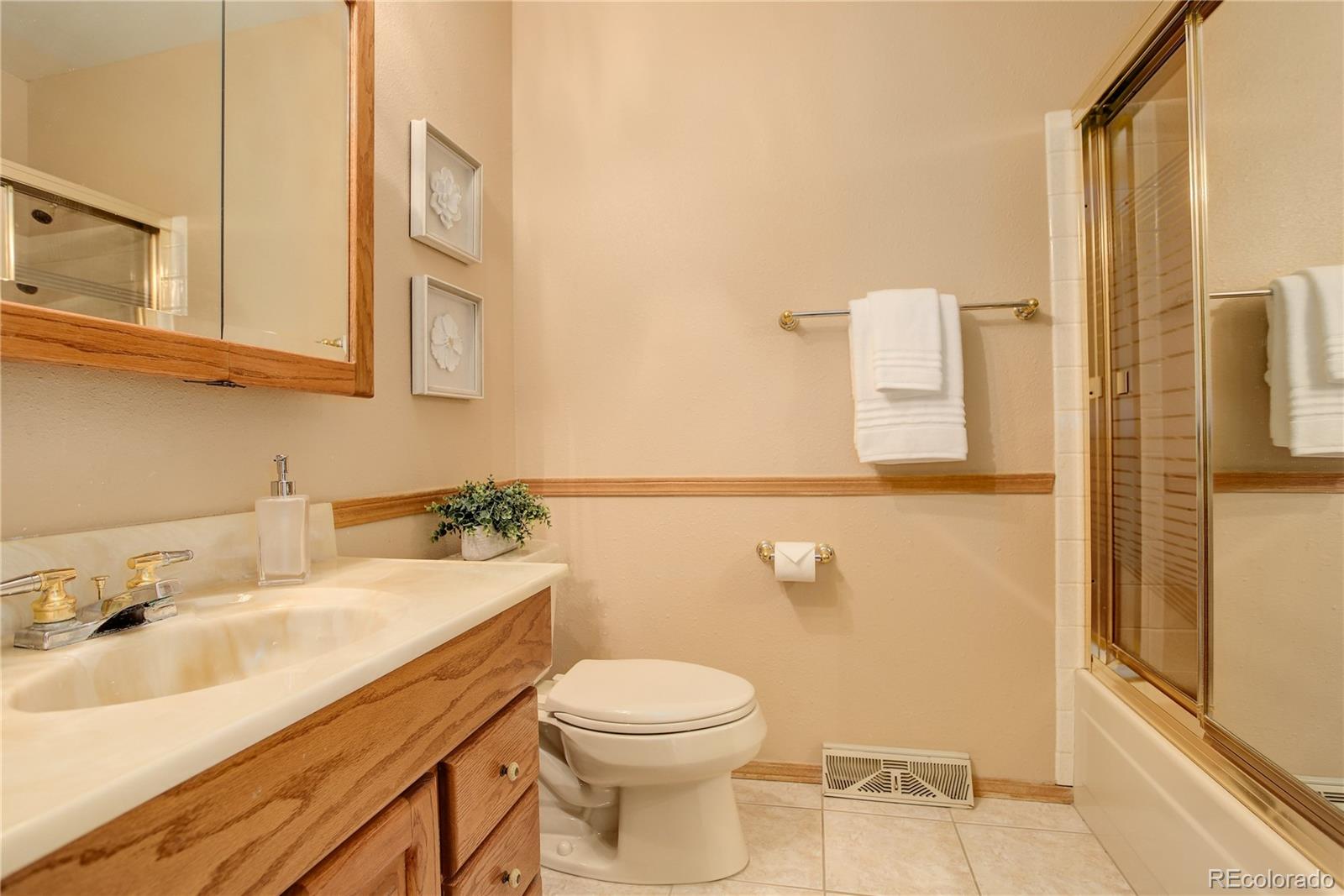 MLS Image #21 for 1505 s zang court,lakewood, Colorado