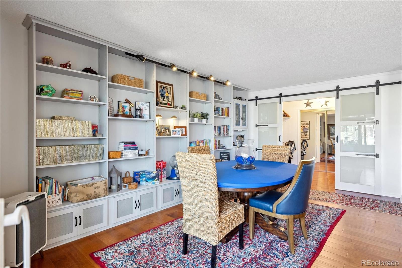 MLS Image #10 for 645 s alton way,denver, Colorado