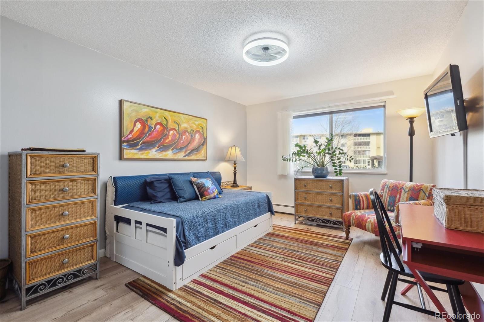 MLS Image #15 for 645 s alton way,denver, Colorado