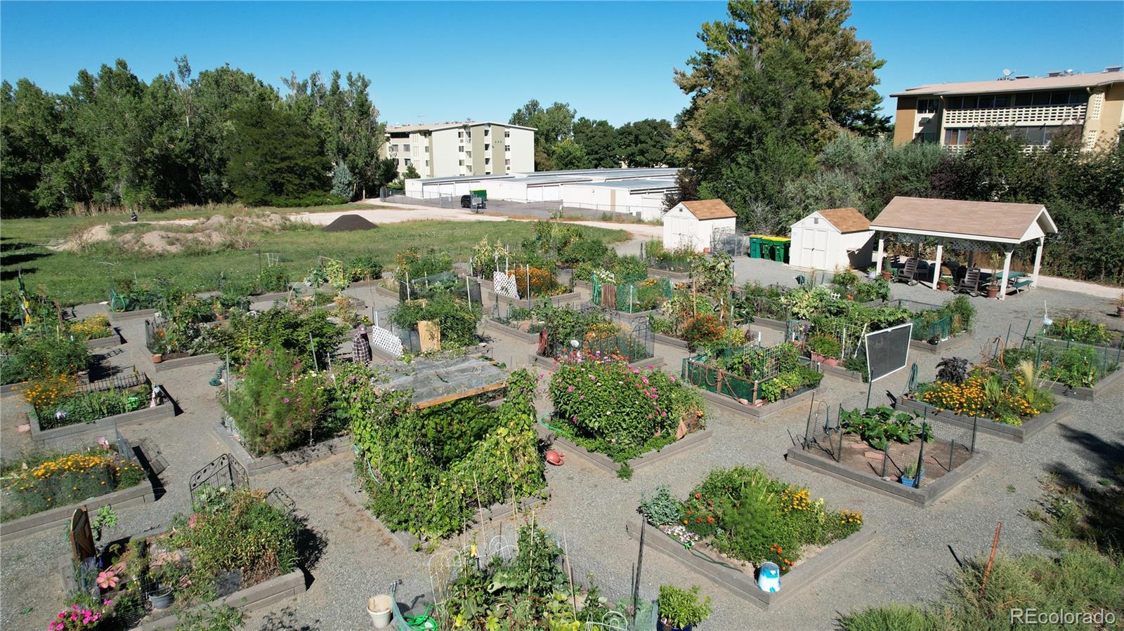 MLS Image #45 for 645 s alton way,denver, Colorado