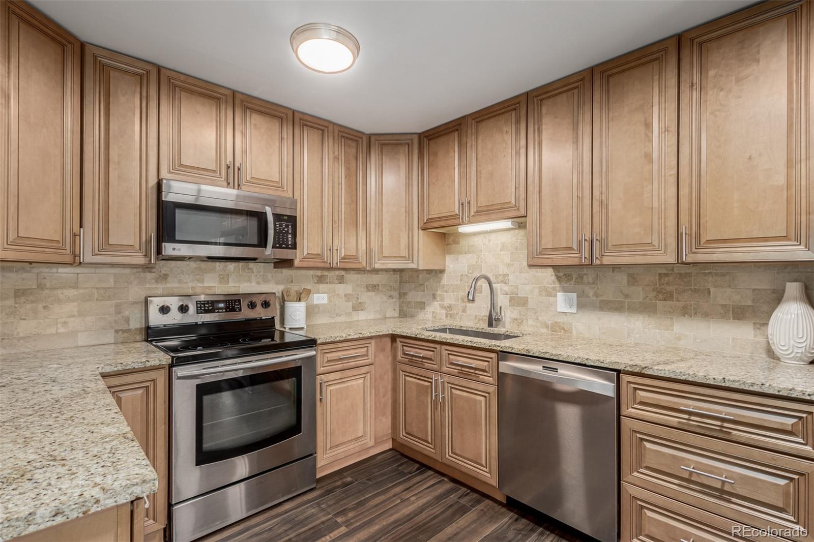 MLS Image #1 for 300 s clinton street 7d,denver, Colorado