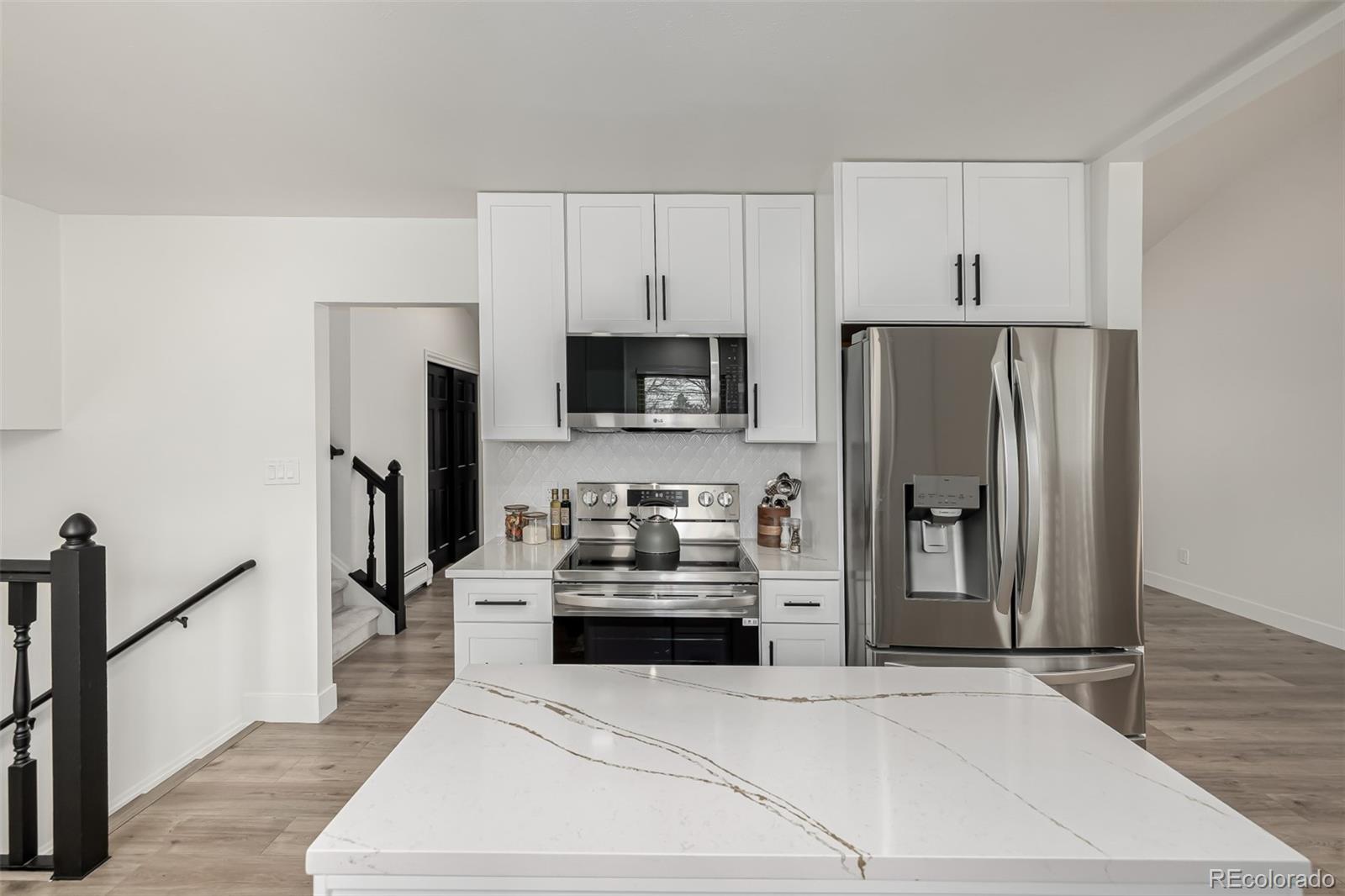 MLS Image #8 for 8025 s cody street,littleton, Colorado
